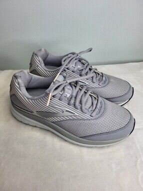 Brooks Women's Gray Cushioned Addiction Walking Shoes. Size 9